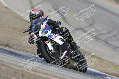 media/Nov-26-2023-TrackDaz (Sun) [[64ad8cfd8f]]/Mock Race/Outside Grapevine/